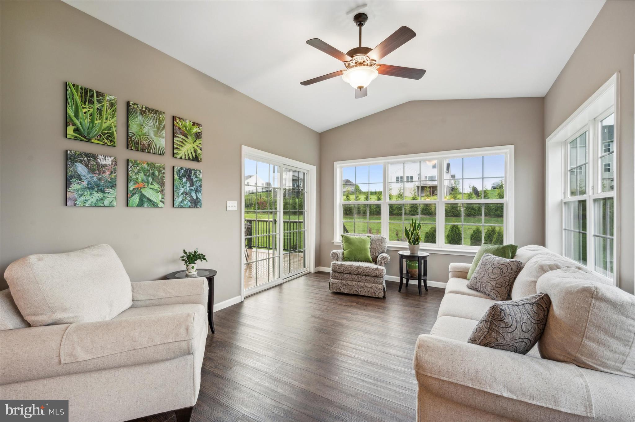 108 Parkview Way