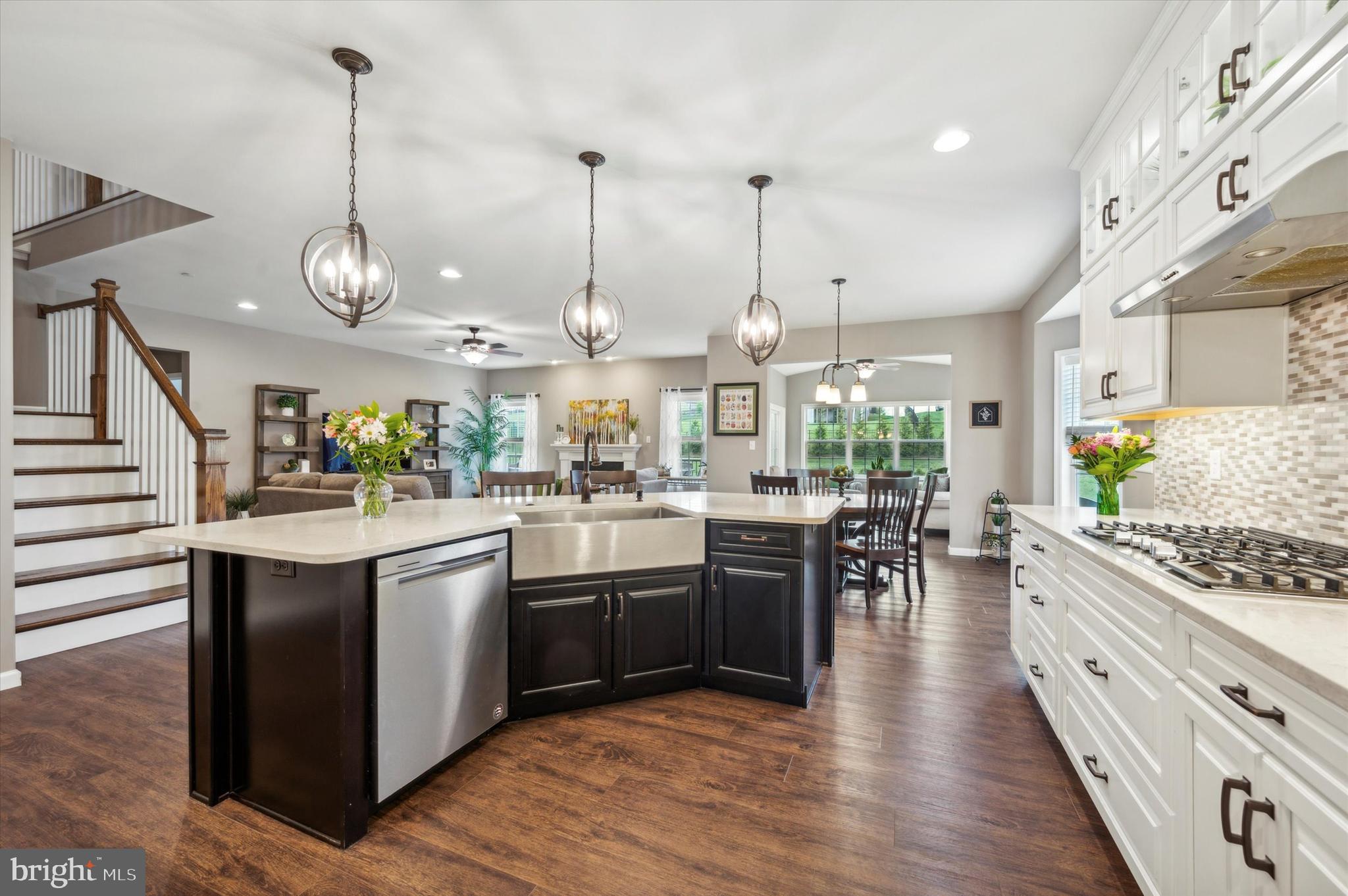 108 Parkview Way