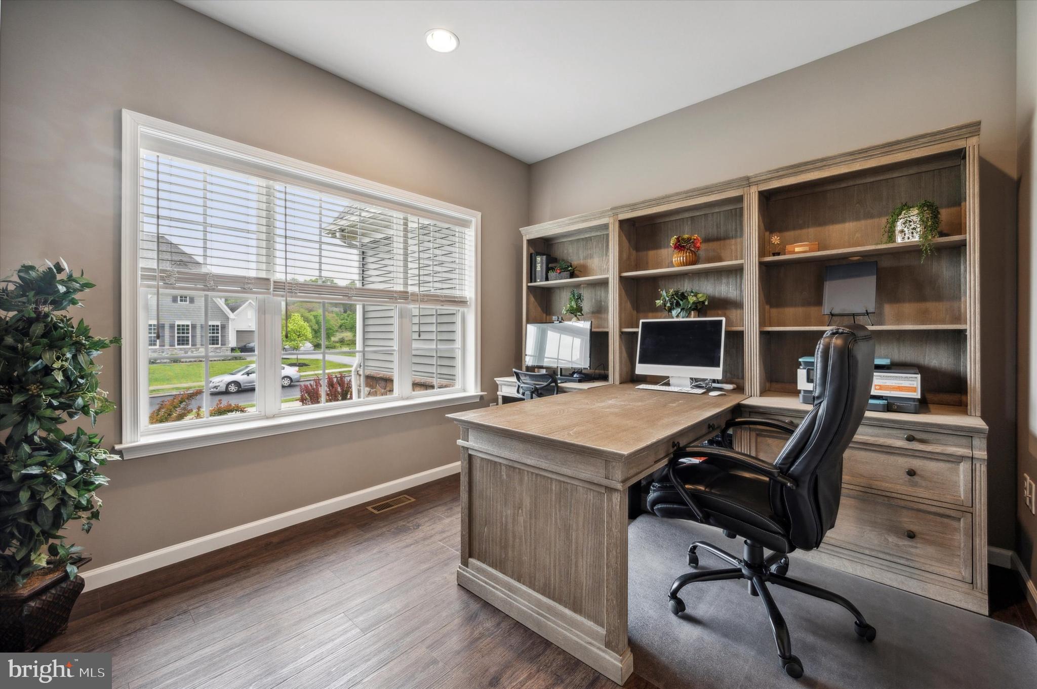 108 Parkview Way