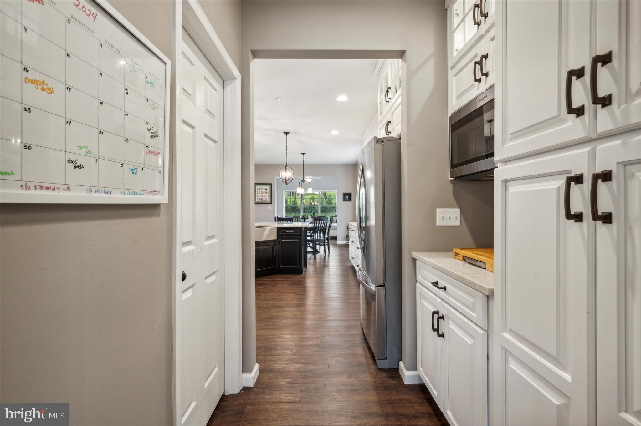 108 Parkview Way
