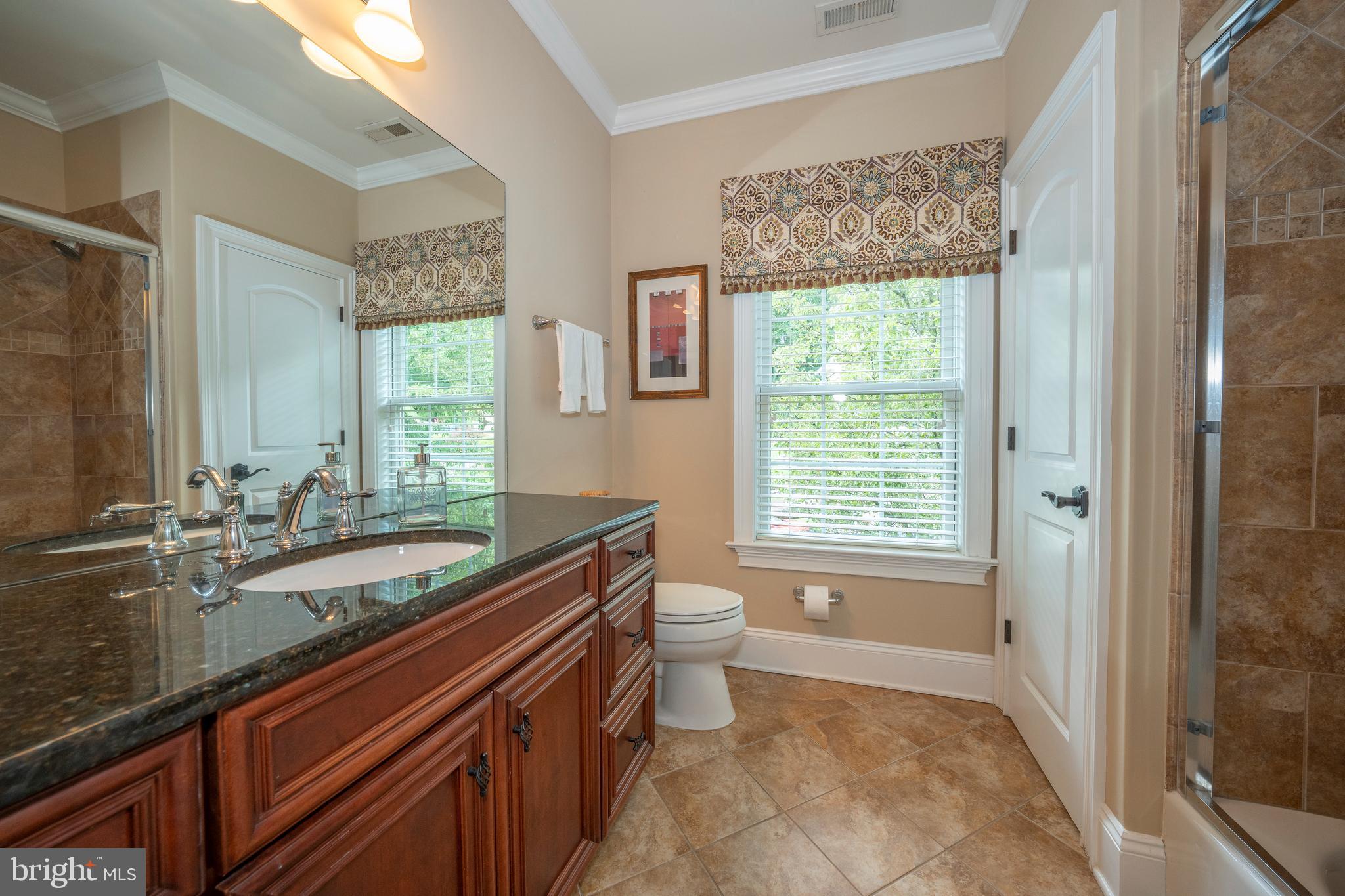 824 Vauclain Rd