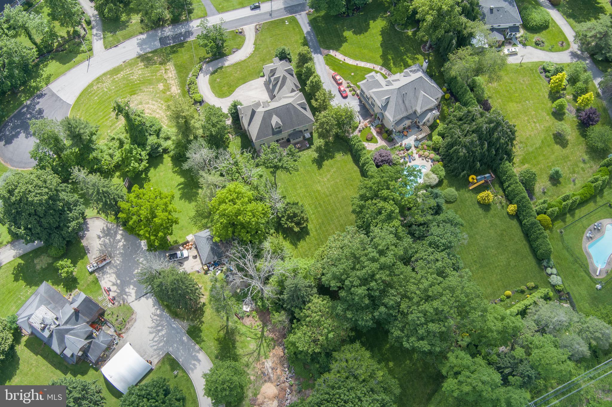824 Vauclain Rd