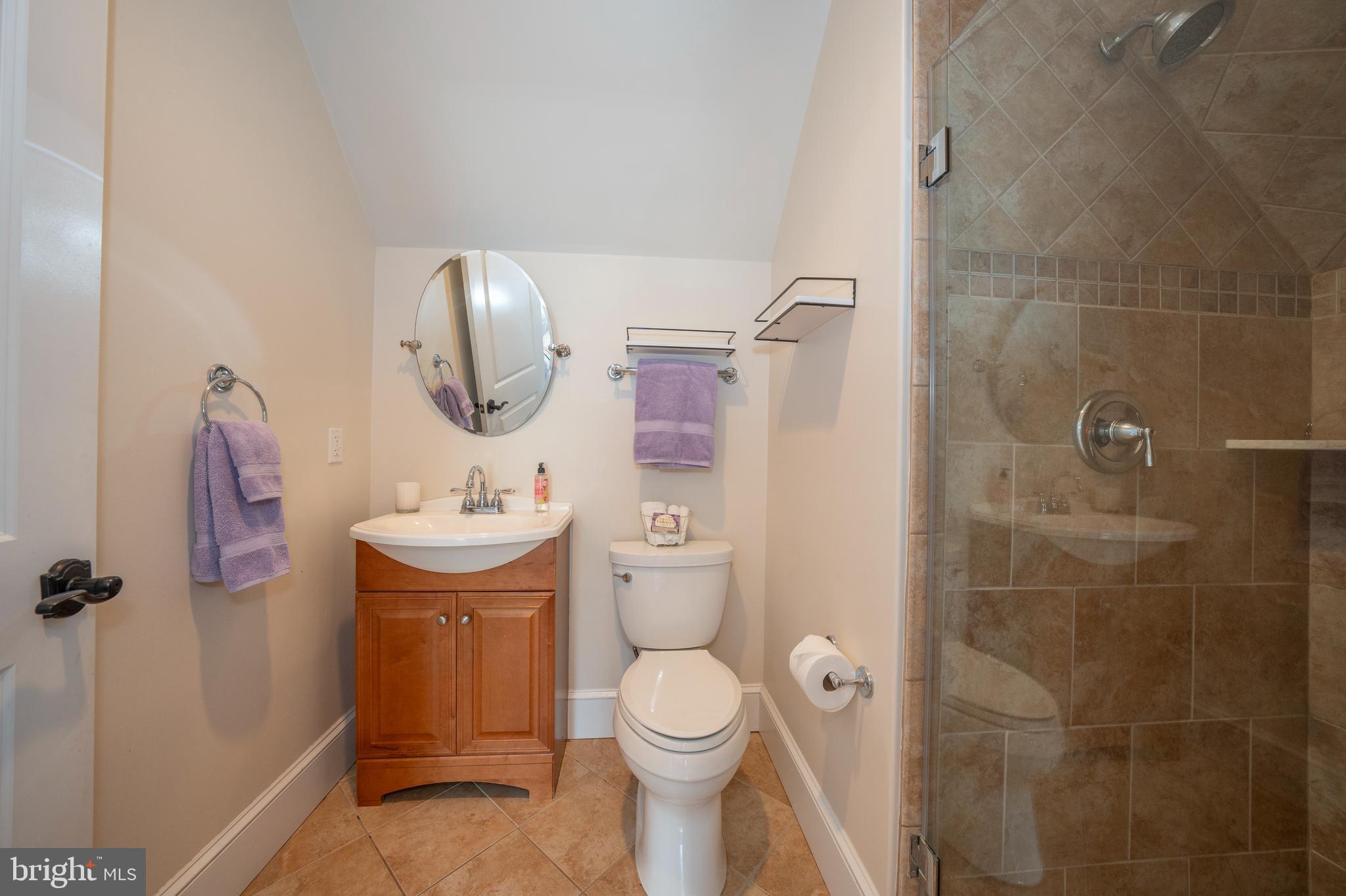 824 Vauclain Rd