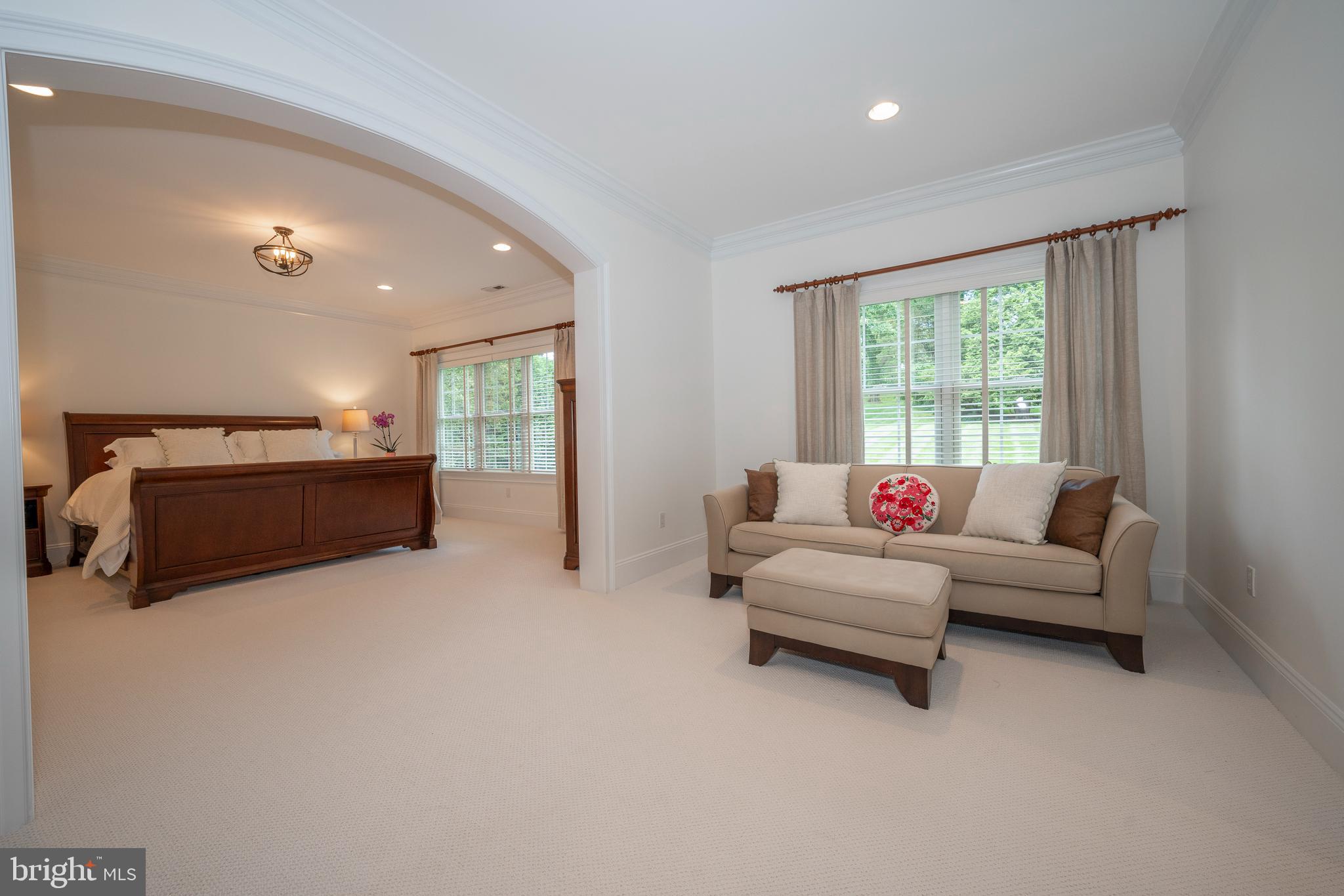 824 Vauclain Rd
