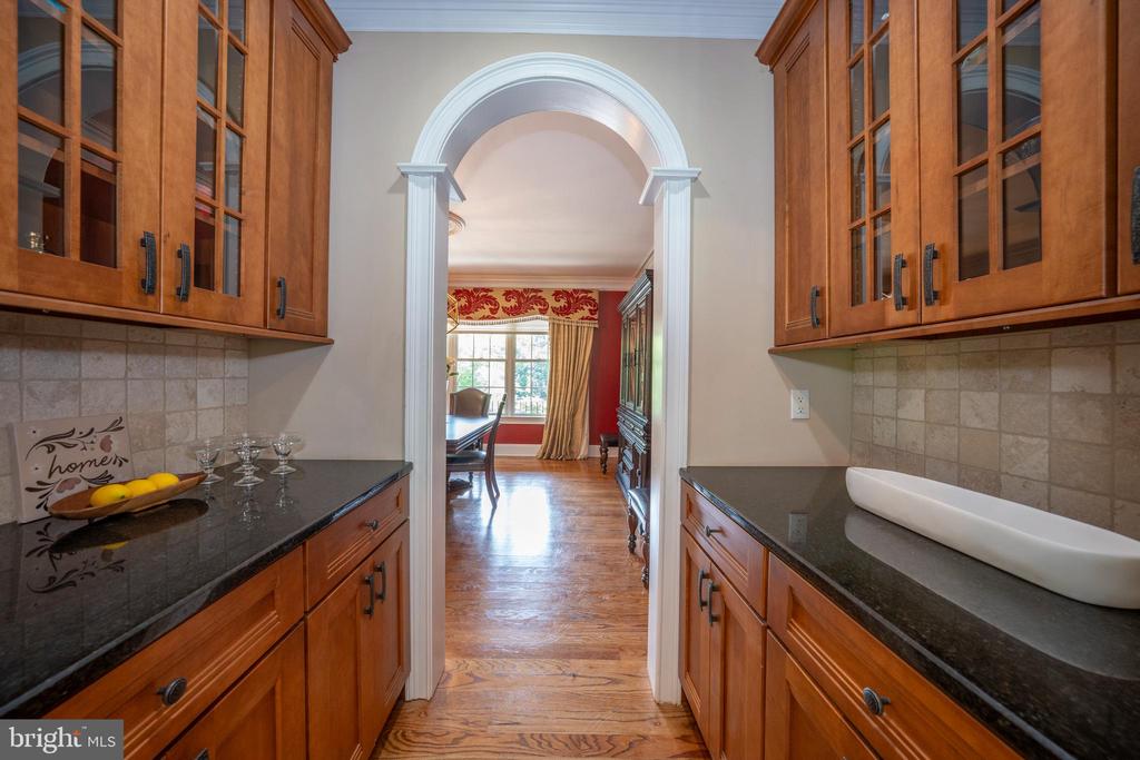 824 Vauclain Rd