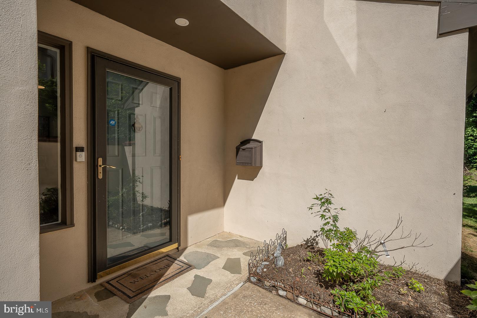 138 Montrose Ave ##59