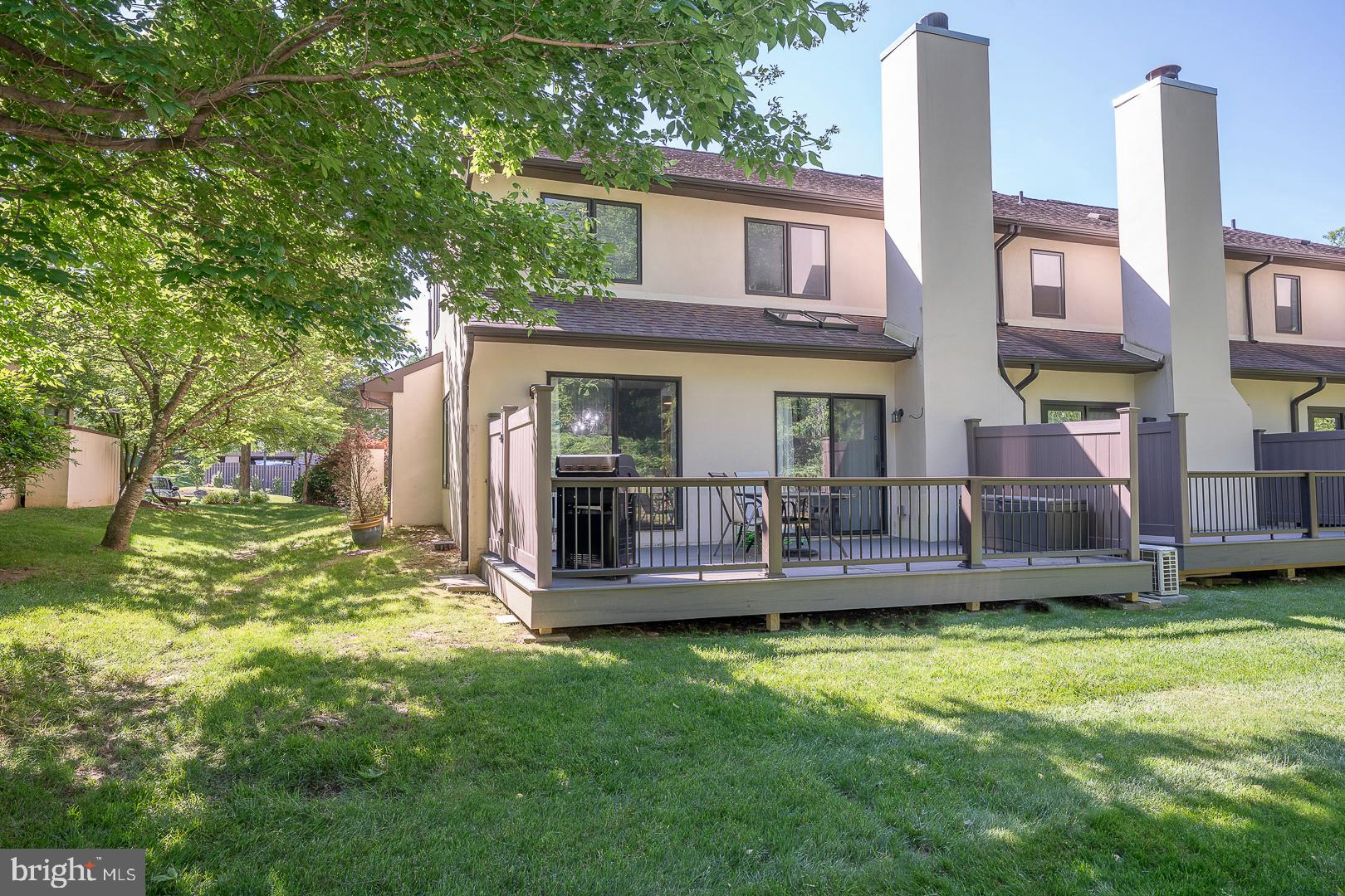 138 Montrose Ave ##59