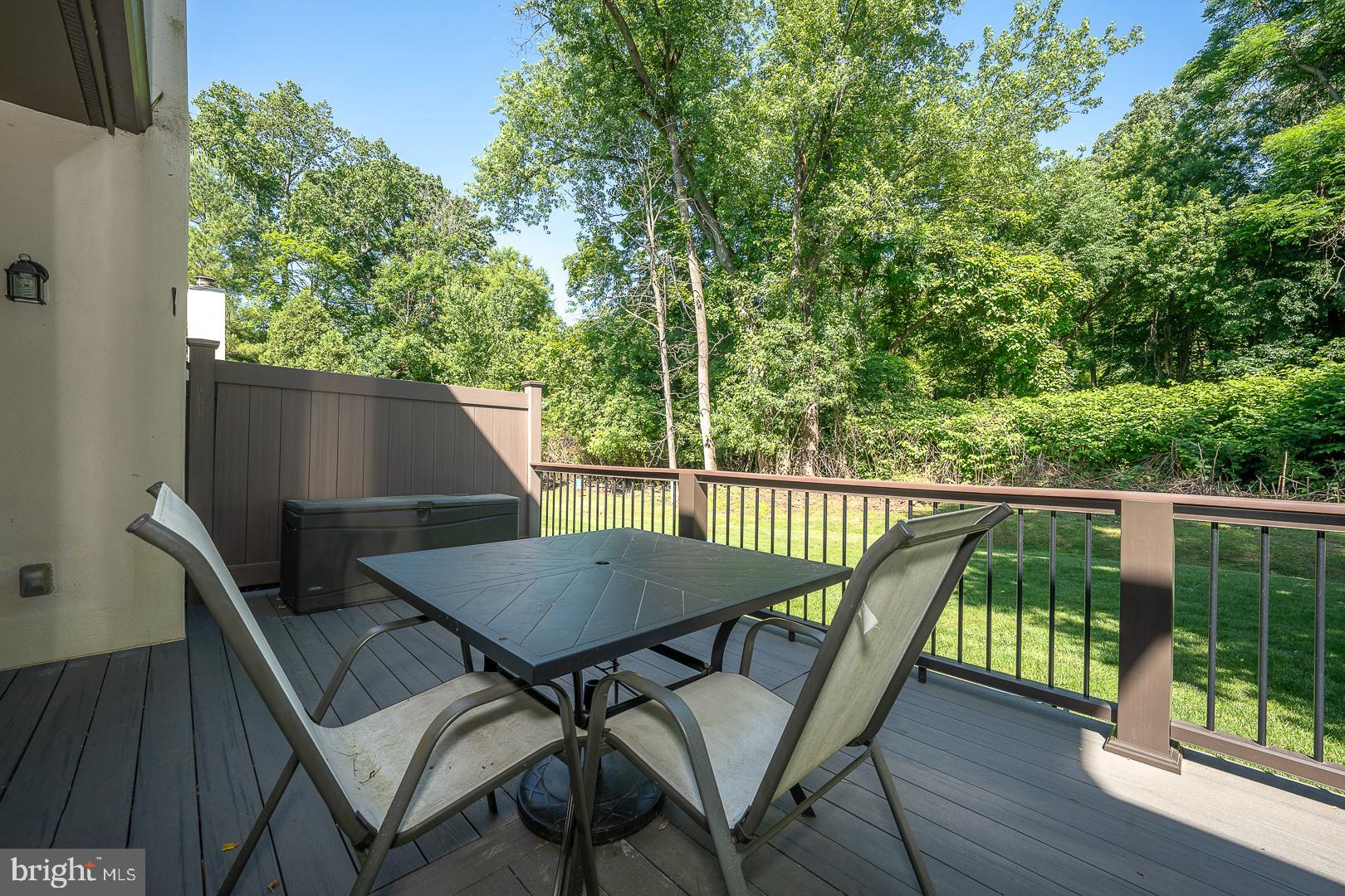 138 Montrose Ave ##59