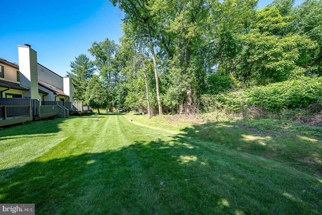 138 Montrose Ave ##59