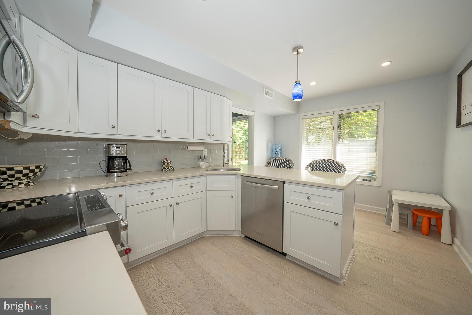 138 Montrose Ave ##59