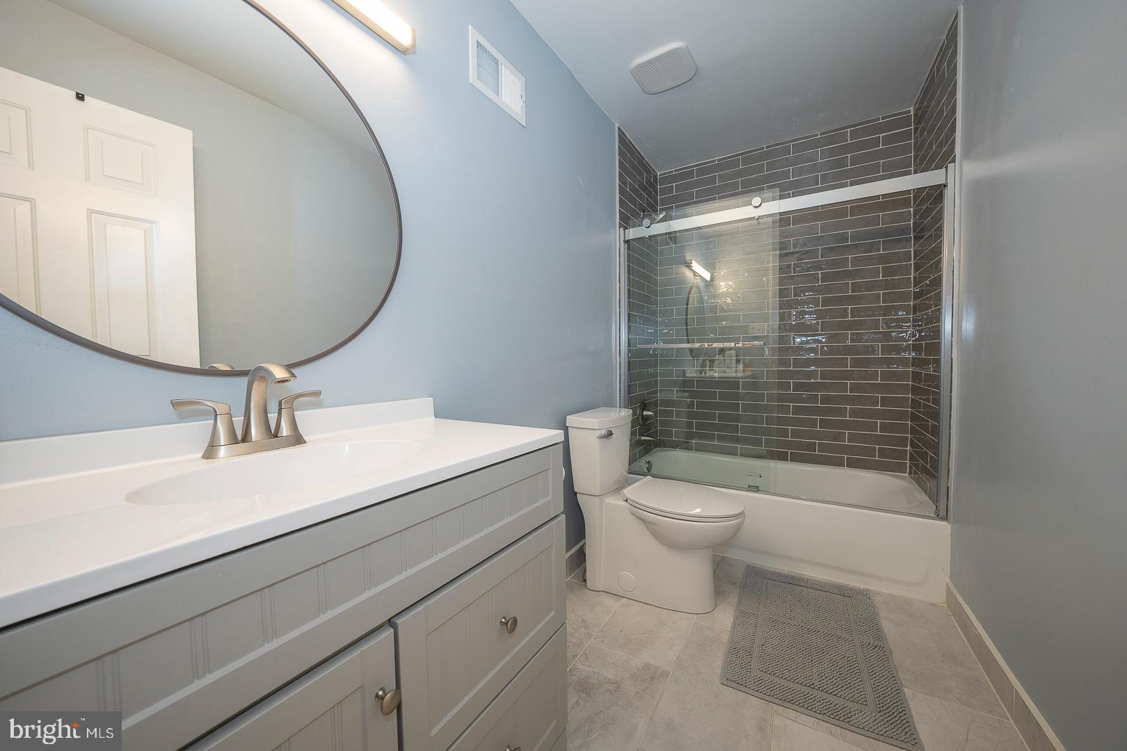 138 Montrose Ave ##59