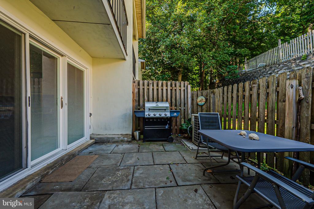 163 E Kenilworth Cir