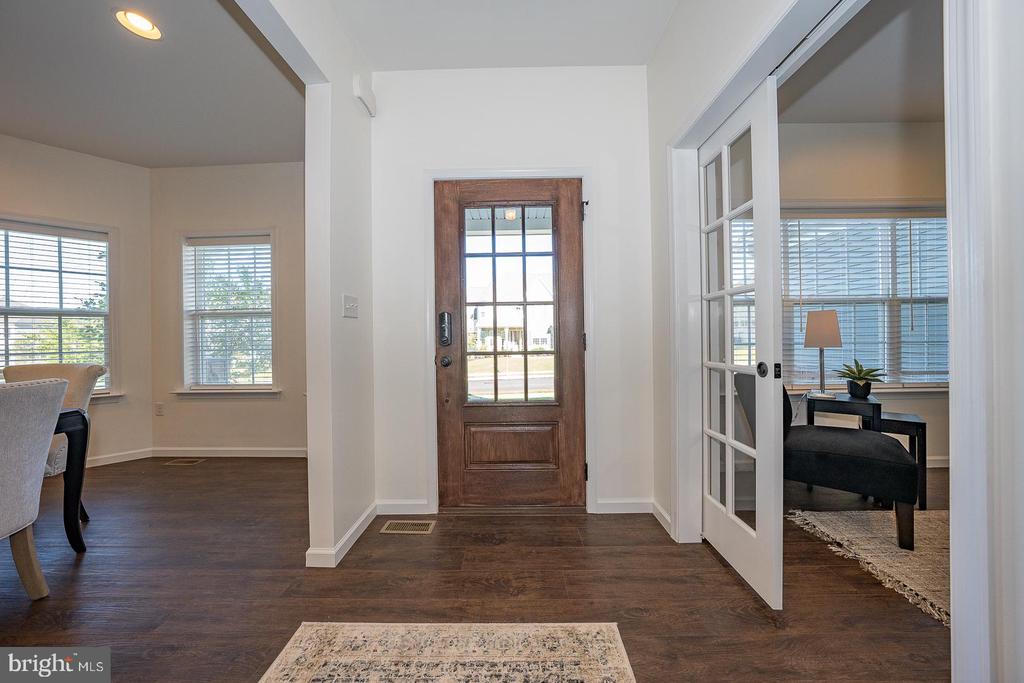 108 Parkview Way
