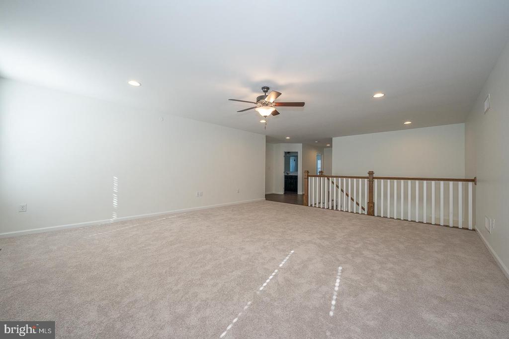 108 Parkview Way