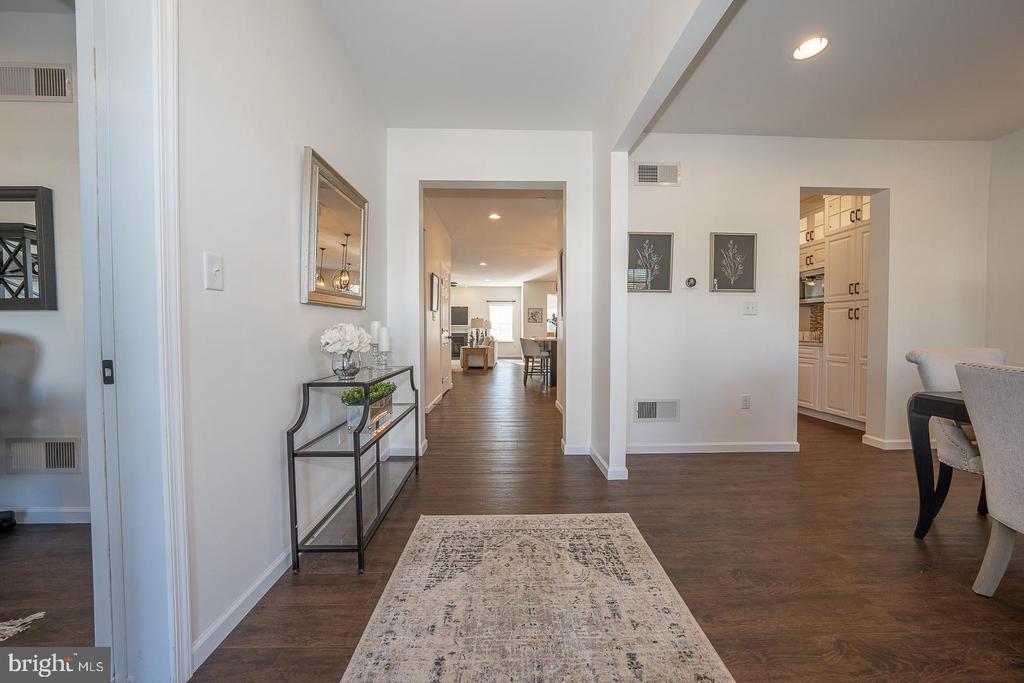 108 Parkview Way