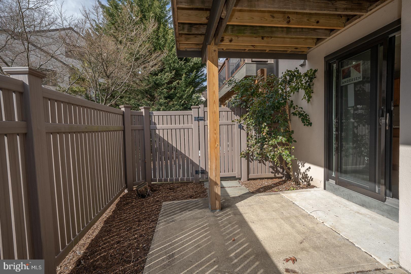 138 Montrose Ave ##41