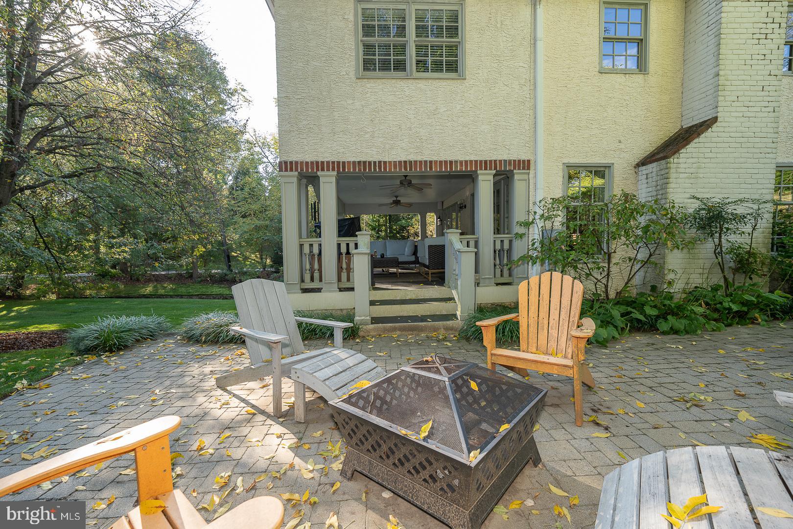 318 Chamounix Rd