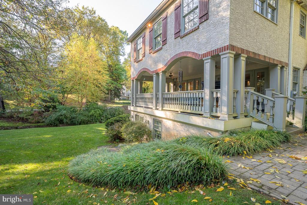 318 Chamounix Rd