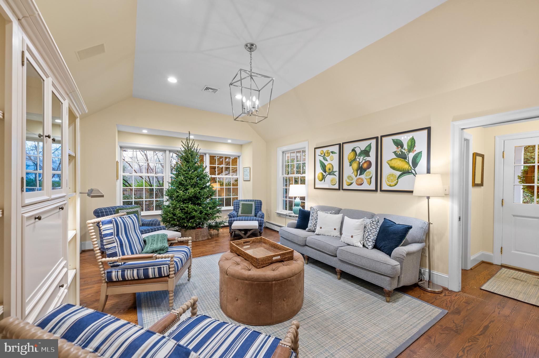 321 Orchard Way