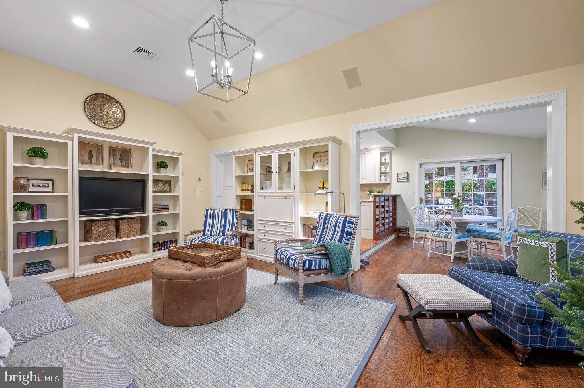 321 Orchard Way