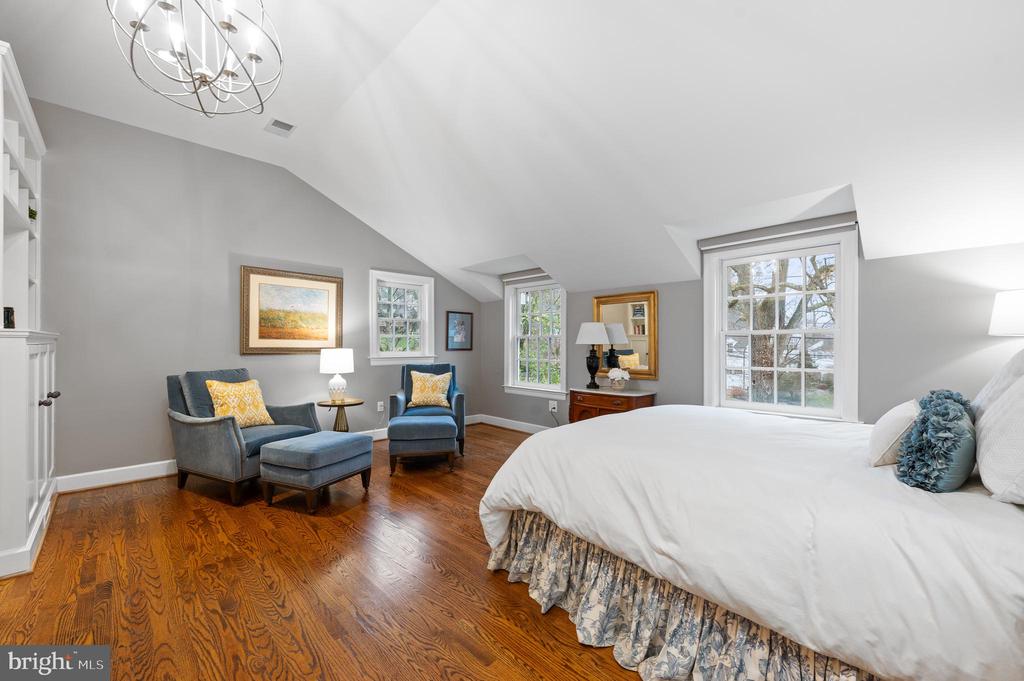 321 Orchard Way