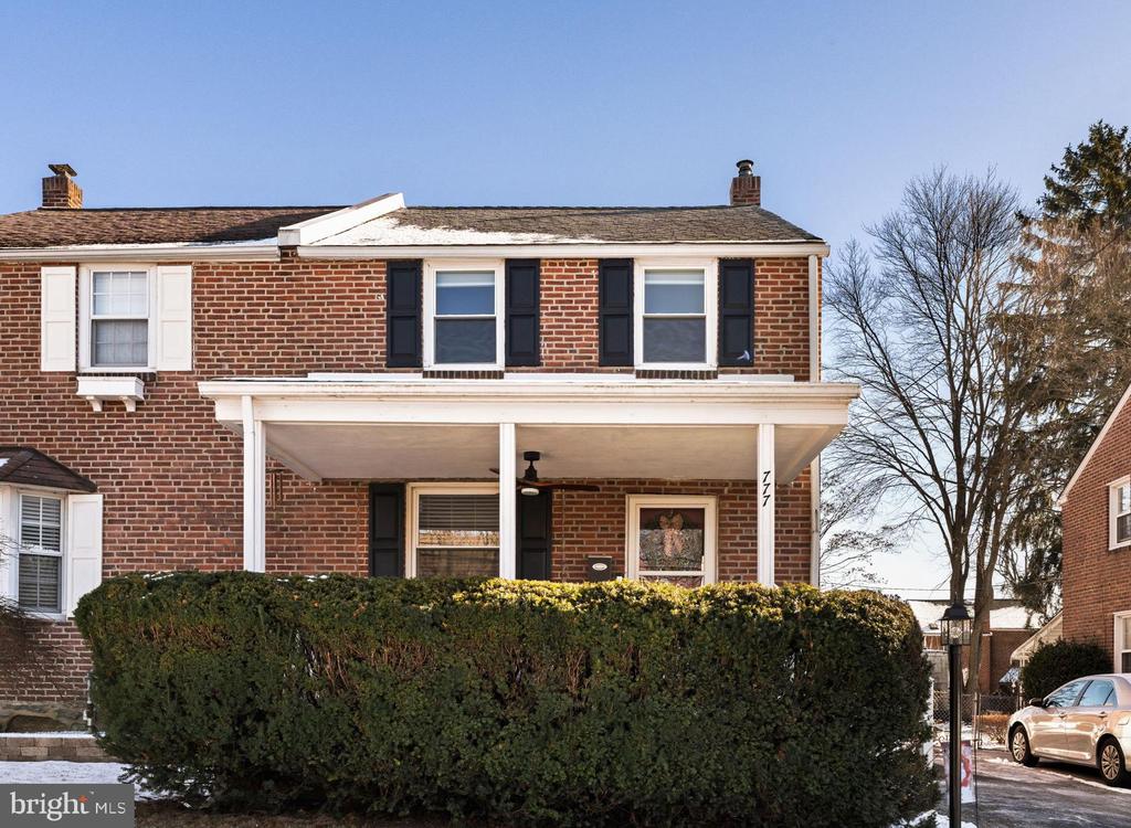 777 Clifford Ave