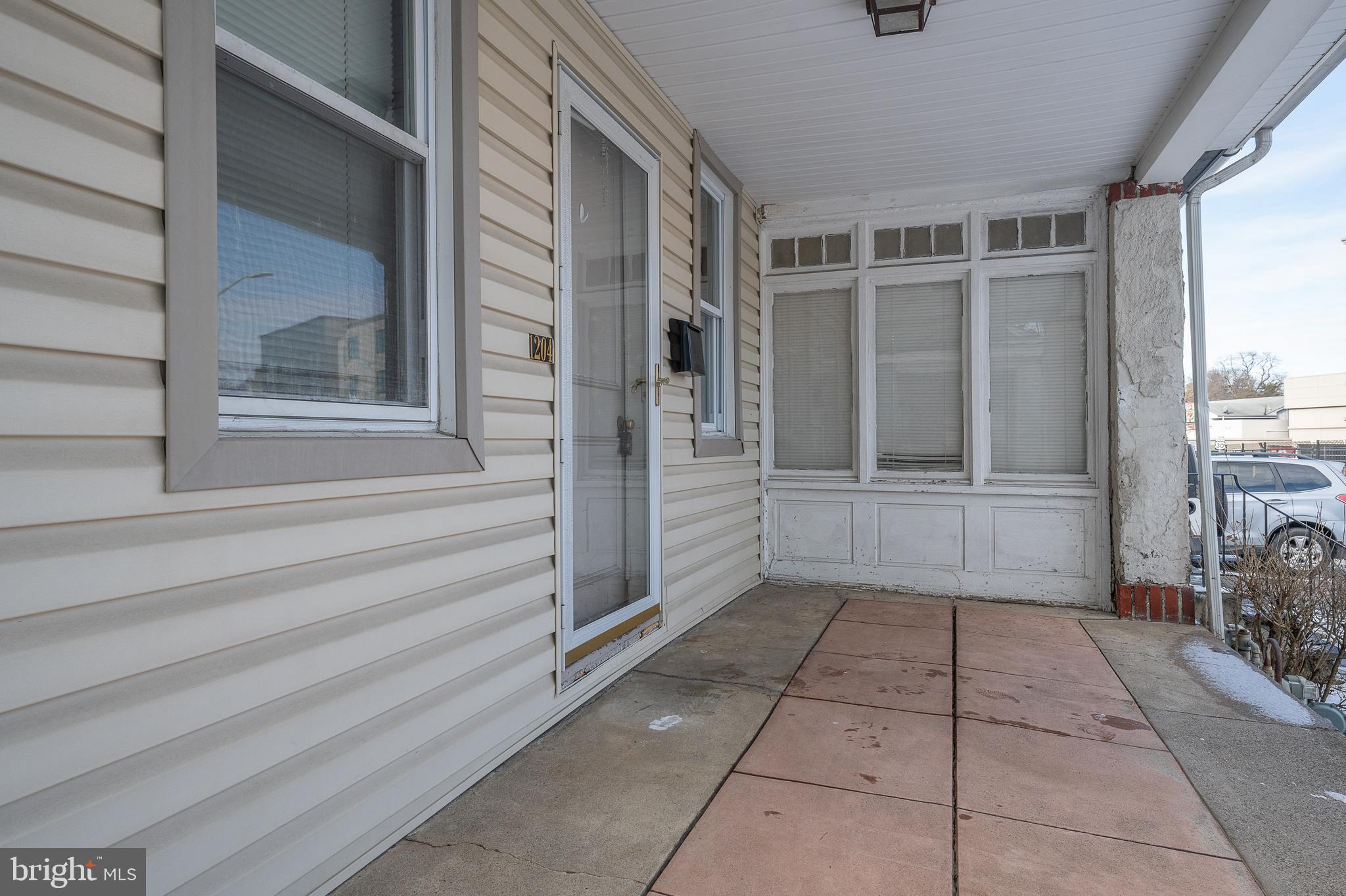 1204 County Line Rd