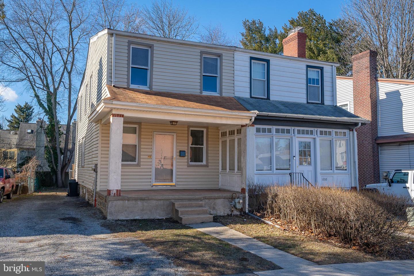 1204 County Line Rd