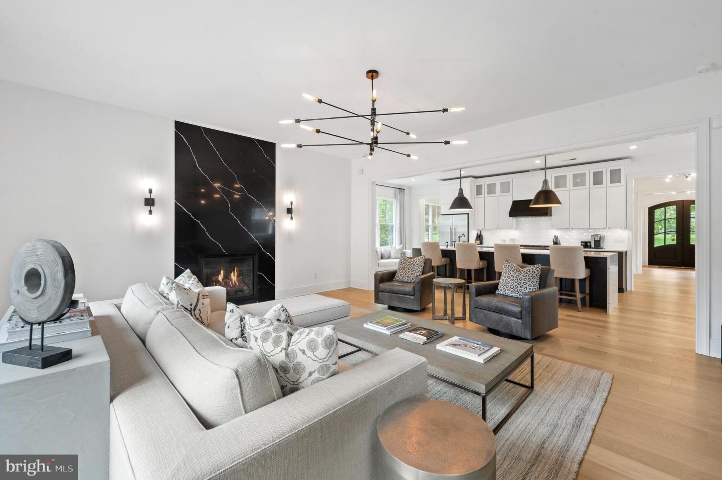 108 Cambria Ct