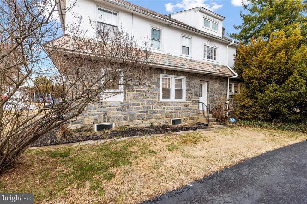 844 Childs Ave
