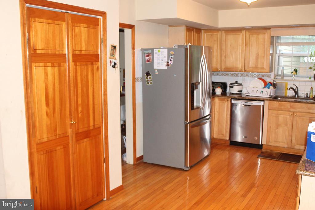 767 FAWN HILL RD