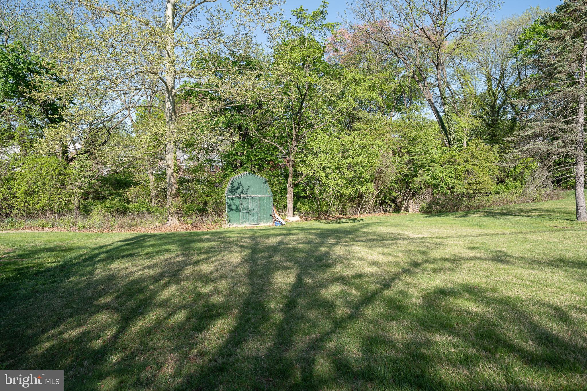 262 Lewis Rd