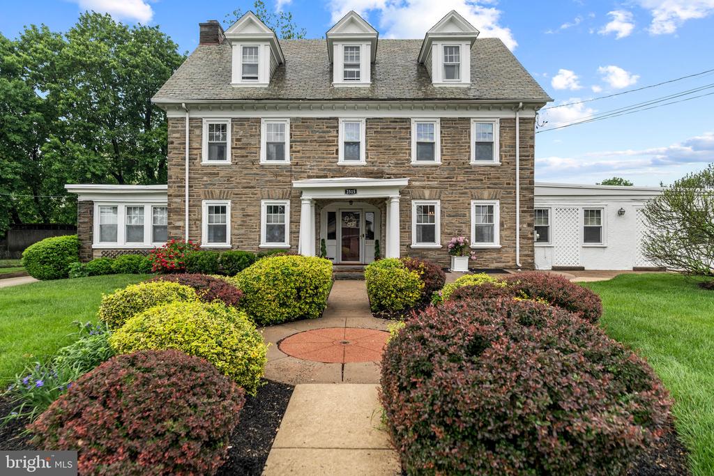 2515 Garrett Rd