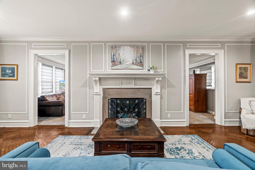 2515 Garrett Rd
