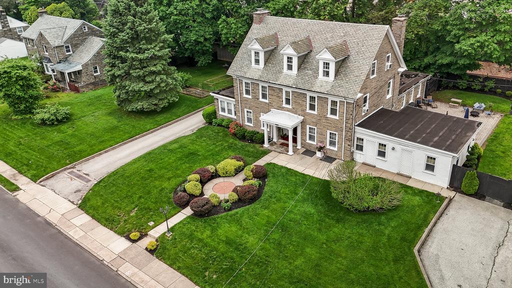 2515 Garrett Rd