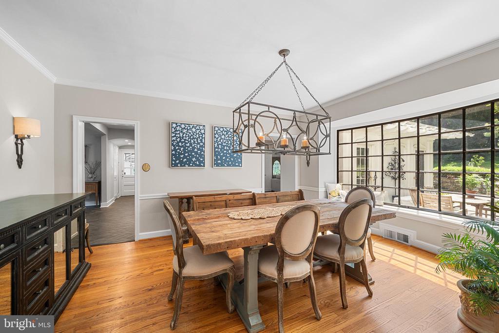 2 FAIRVIEW DRIVE