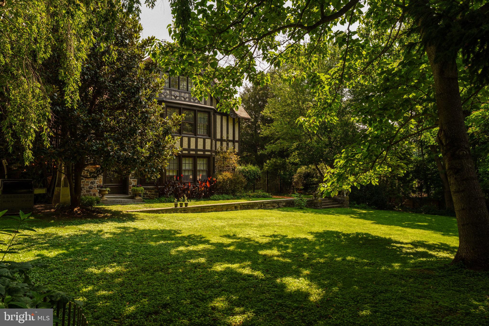 408 BARBARA LANE