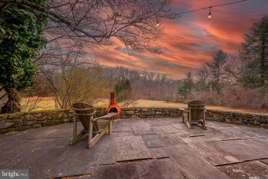 449 BOXWOOD ROAD
