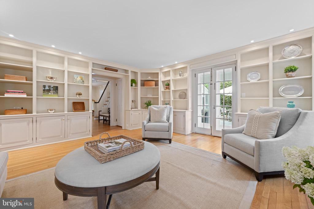 847 LESLEY ROAD