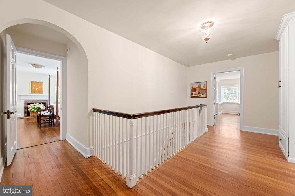847 LESLEY ROAD