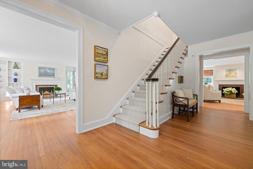 847 LESLEY ROAD