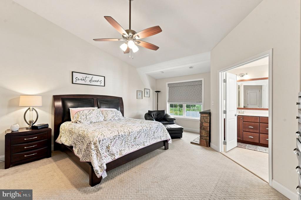 121 CORVUS CIRCLE
