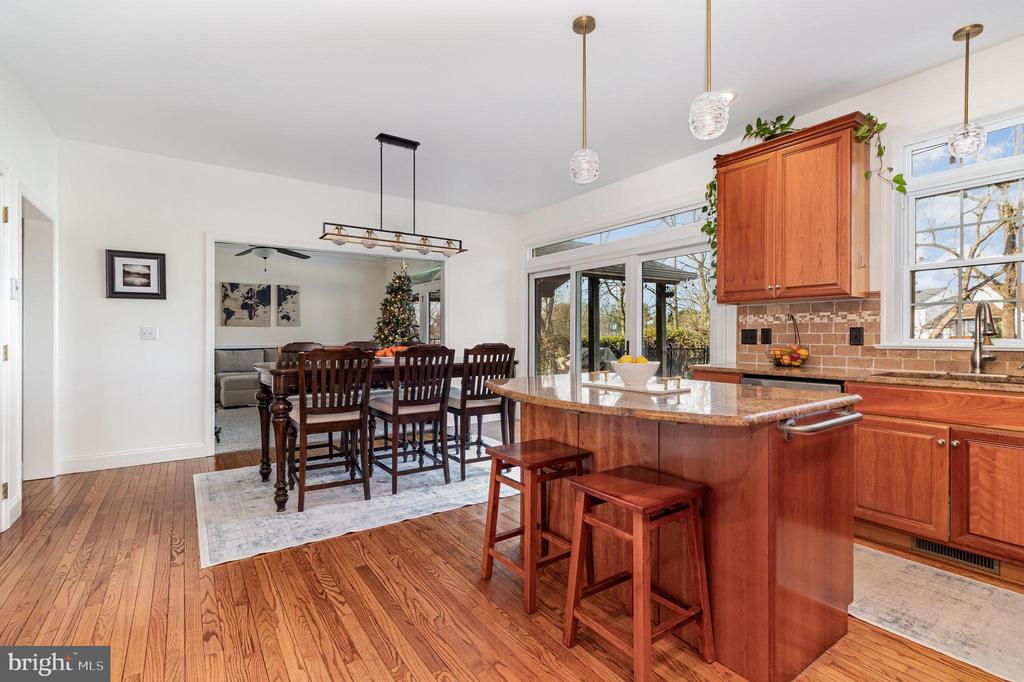 123 GLEBE LANE