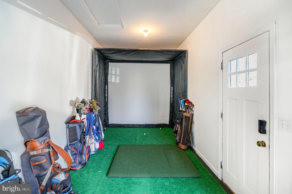 123 GLEBE LANE