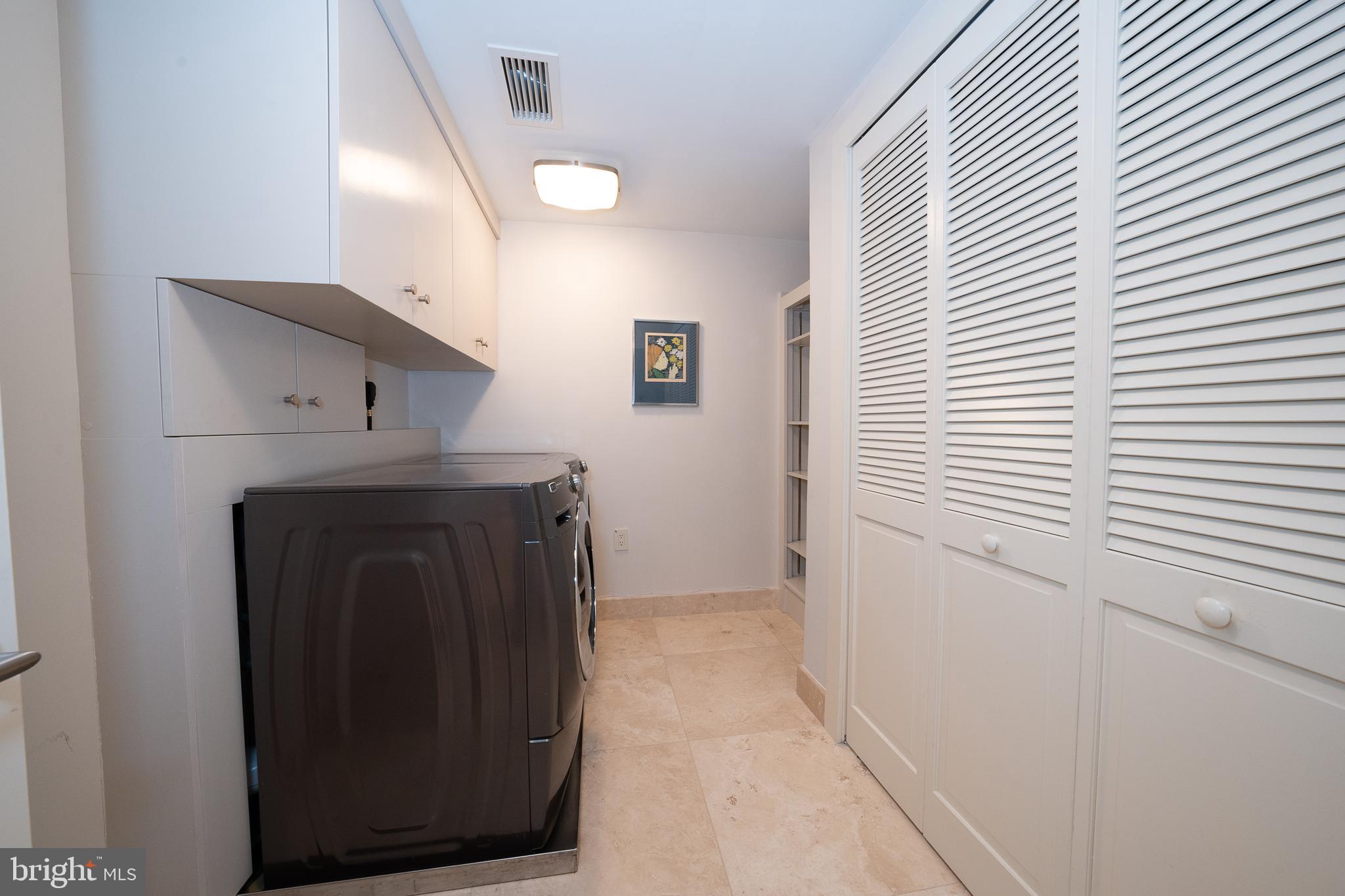 101 CHESWOLD LANE Unit: 3-B
