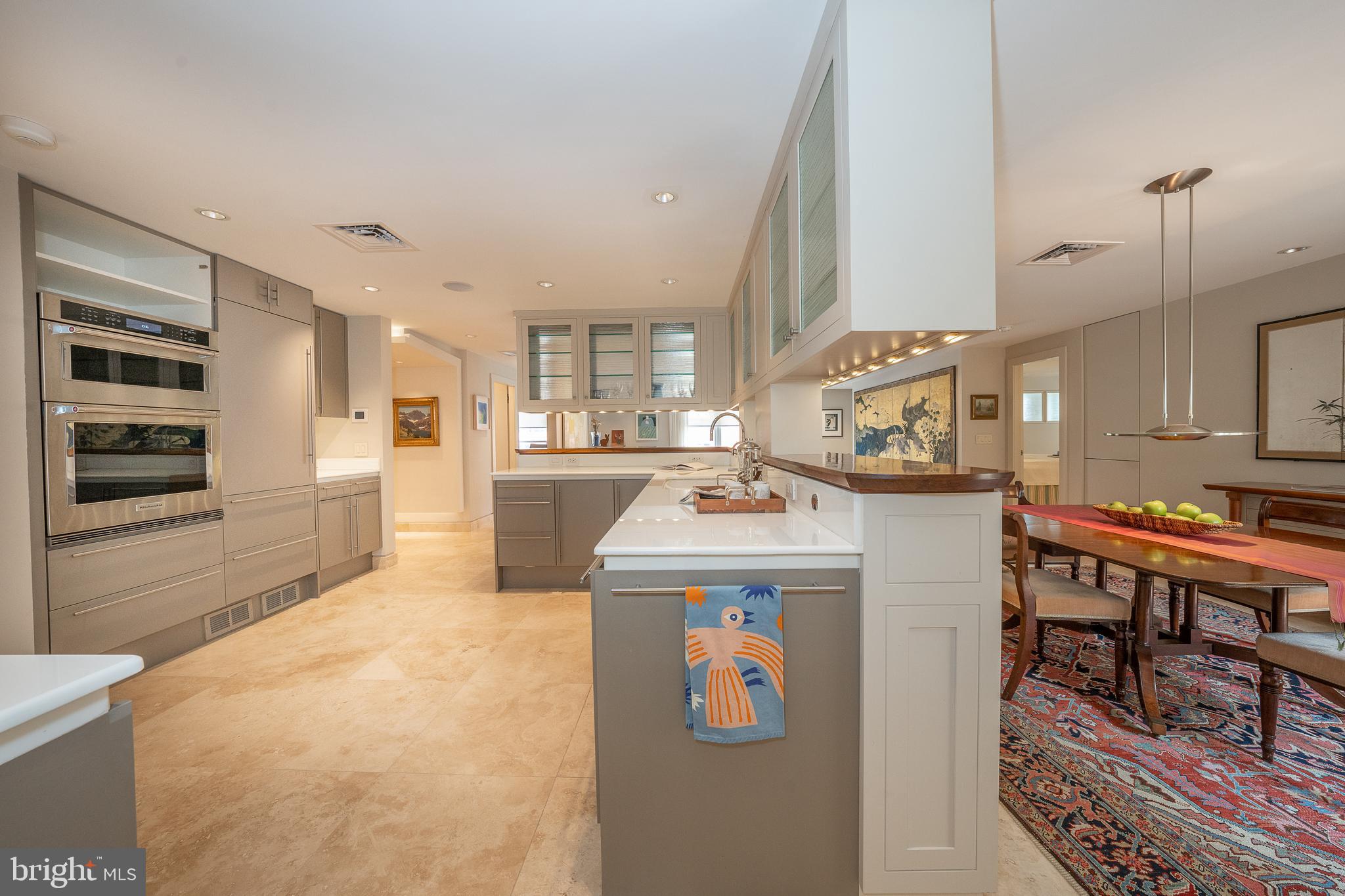 101 CHESWOLD LANE Unit: 3-B