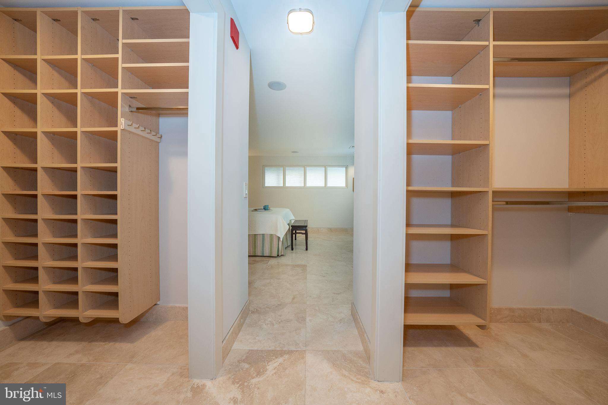 101 CHESWOLD LANE Unit: 3-B