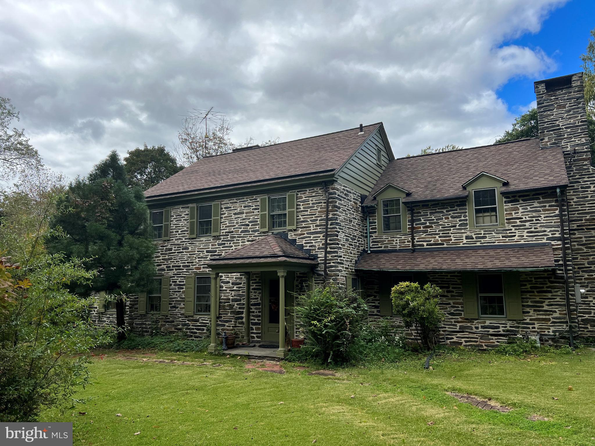 726 Merion Square ROAD