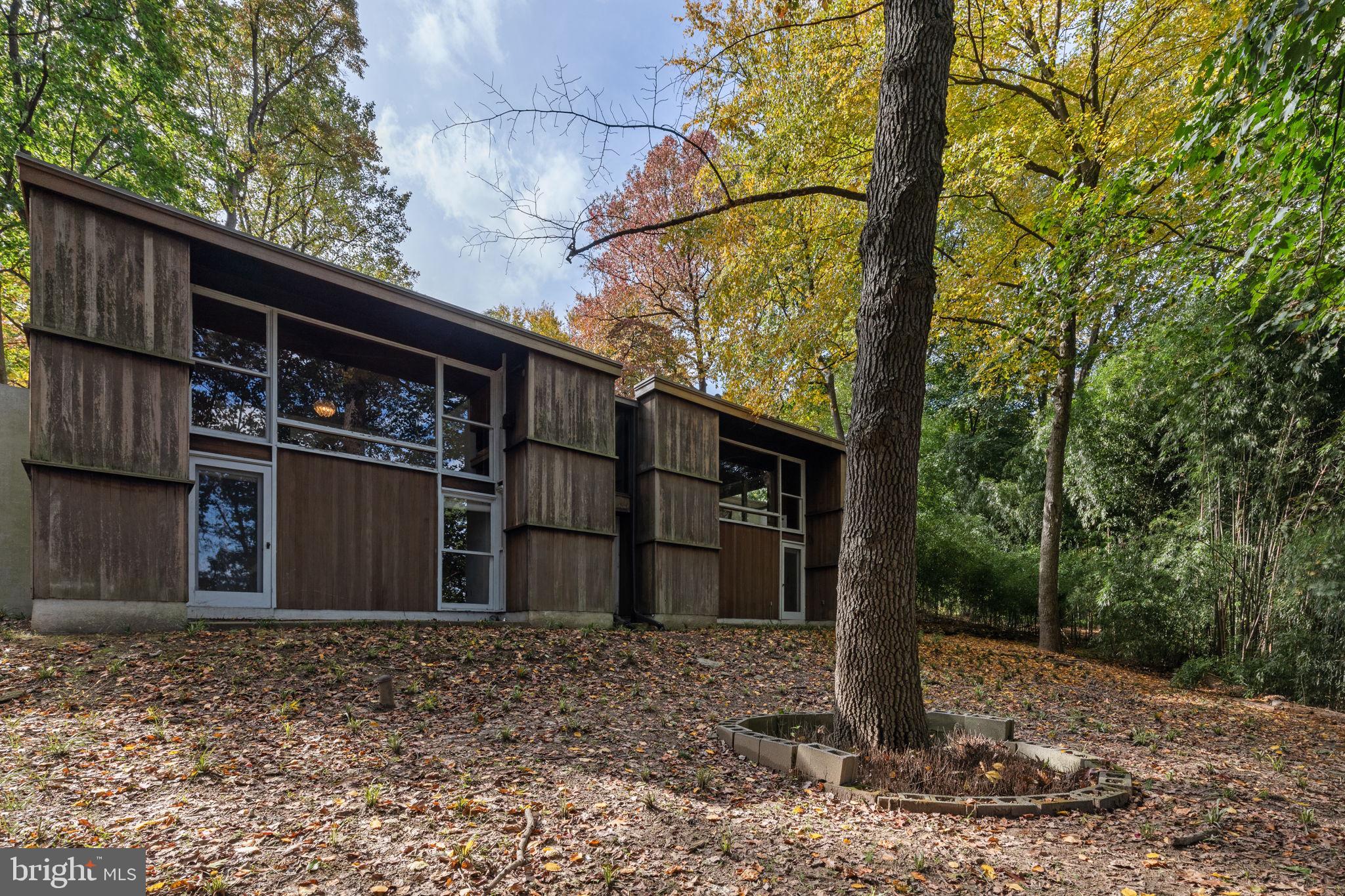 417 Hidden River ROAD