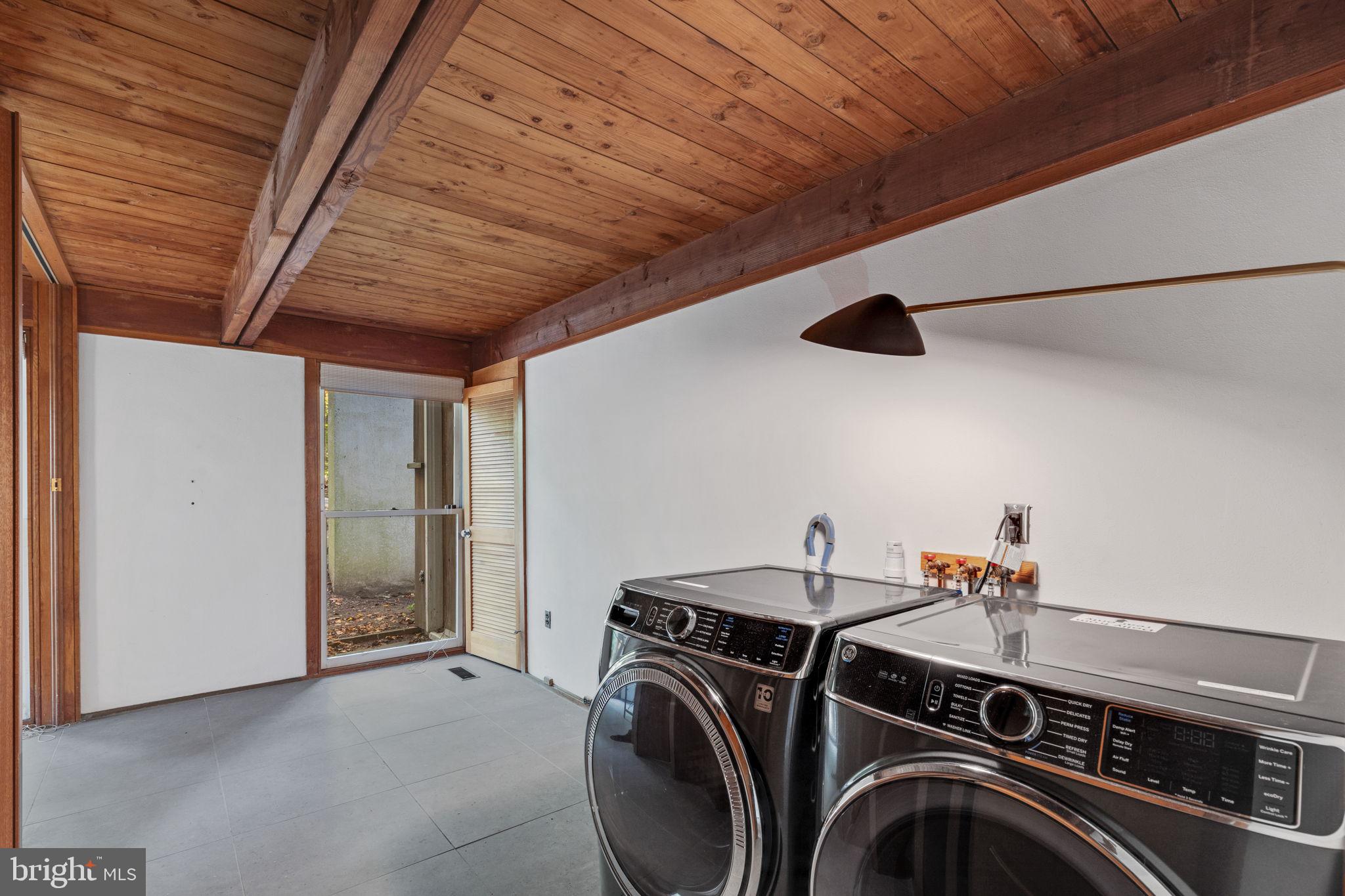 417 Hidden River ROAD